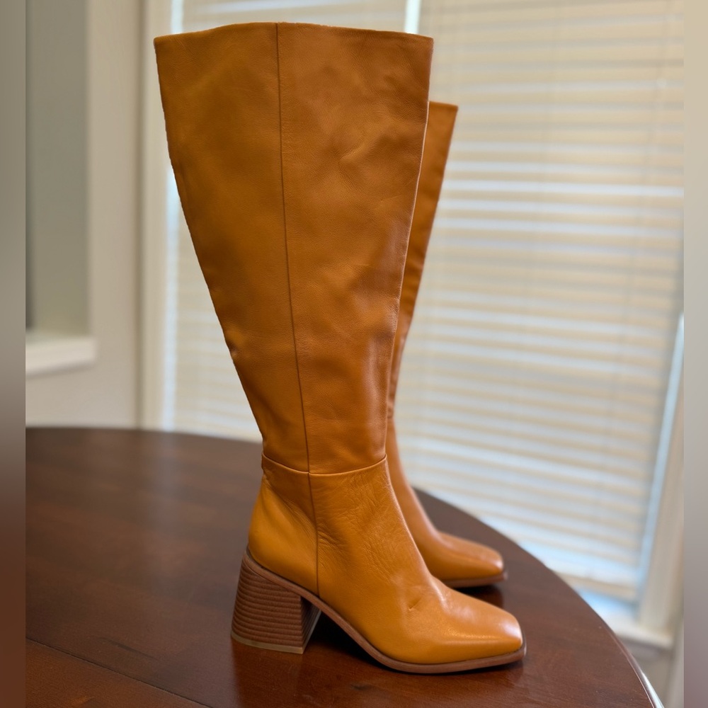NWOT - Sam Edelman Wade Knee High Boot - Color: Caramel - Size: 6